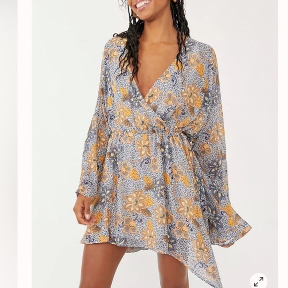 [Free People] Blue Mustard Paisley floral print Oversize Asymmetric Mini Dress. - Picture 2 of 15